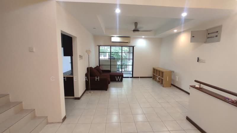 Townhouse for Rent in Petaling Jaya (Selangor) - Cheah Wei Kit - Living Room - PropertyGuru.com.my