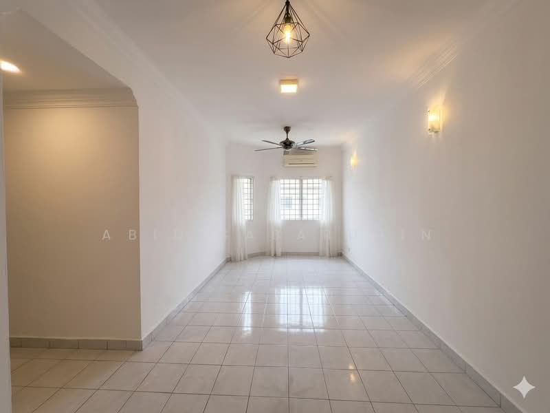 Condominium for Sale at Oakleaf Park - Abid Sabarudin - Living Room - PropertyGuru.com.my