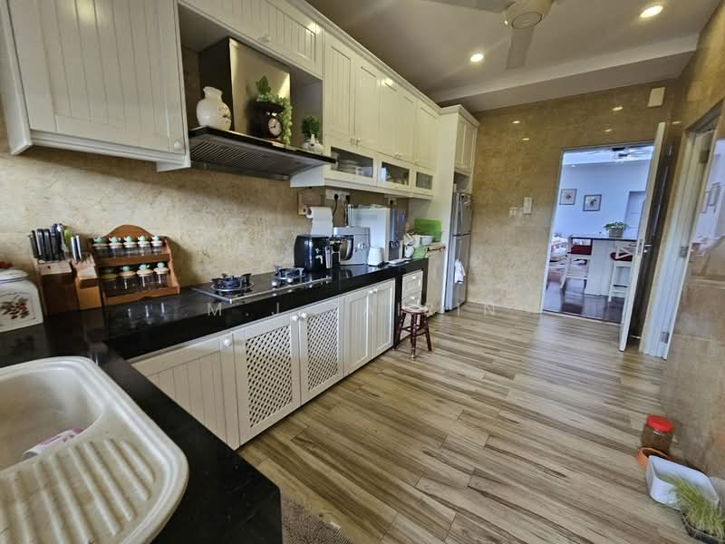 Rumah Berkembar untuk Dijual di Ukay Perdana (Ulu Kelang) - M.J Zairin - Kitchen - PropertyGuru.com.my