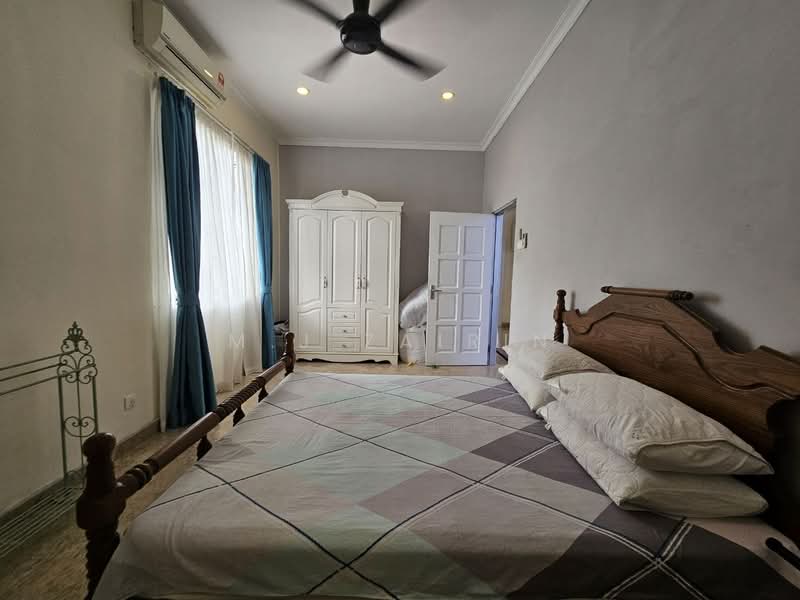 Rumah Berkembar untuk Dijual di Ukay Perdana (Ulu Kelang) - M.J Zairin - Bedroom - PropertyGuru.com.my