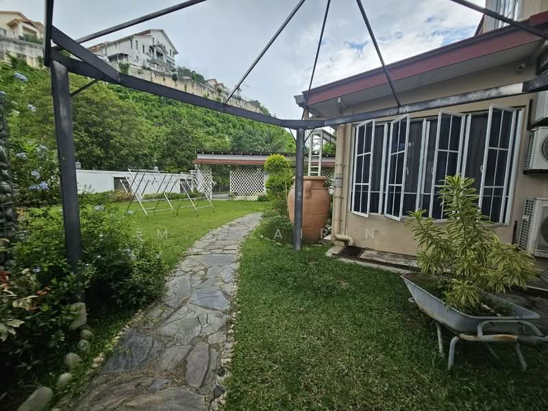 Rumah Berkembar untuk Dijual di Ukay Perdana (Ulu Kelang) - M.J Zairin - Exterior - PropertyGuru.com.my
