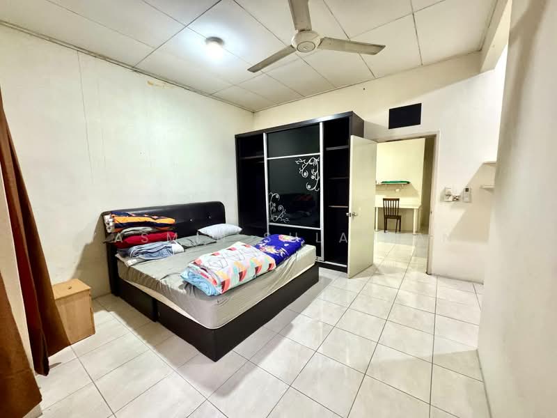 2-storey Terraced House for Sale in Bandar Country Homes (Rawang) - Yasmin Sulaiman - PropertyGuru.com.my