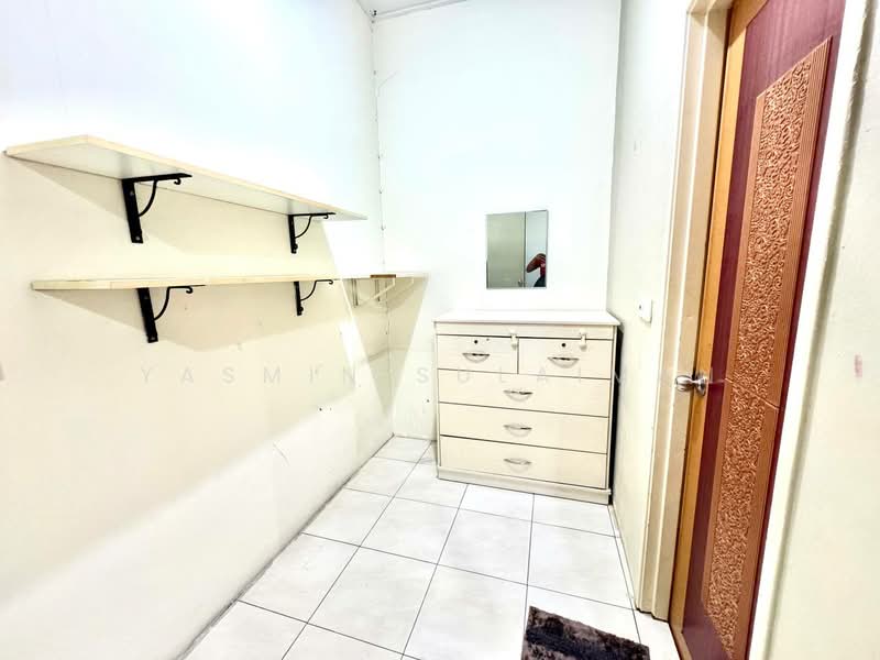 2-storey Terraced House for Sale in Bandar Country Homes (Rawang) - Yasmin Sulaiman - PropertyGuru.com.my