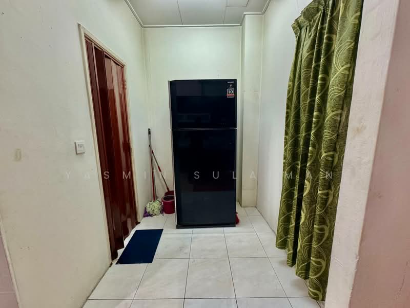 2-storey Terraced House for Sale in Bandar Country Homes (Rawang) - Yasmin Sulaiman - PropertyGuru.com.my