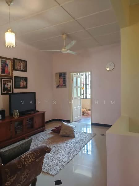 2-storey Terraced House for Sale in Taman Melati (Setapak) - Nafis Hashim - Living Room - PropertyGuru.com.my
