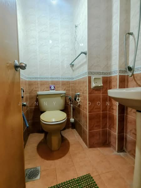 Rumah Teres 2 Tingkat untuk Dijual di Pandan Indah (Ampang) - Jenny Choong - Bathroom - PropertyGuru.com.my