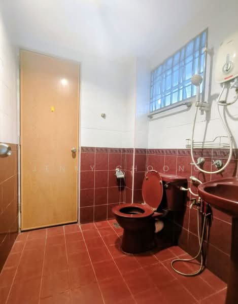 Rumah Teres 2 Tingkat untuk Dijual di Pandan Indah (Ampang) - Jenny Choong - Bathroom - PropertyGuru.com.my