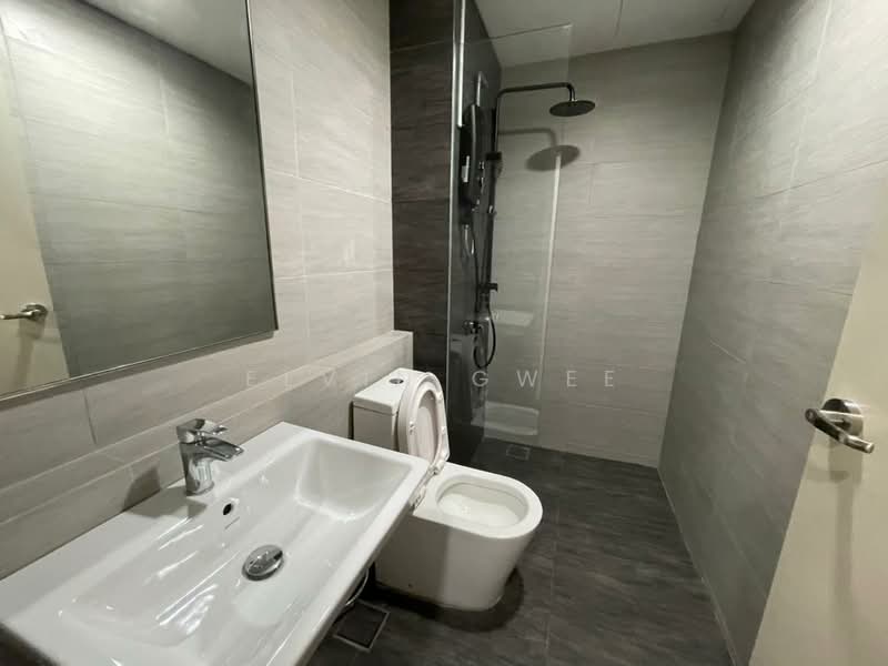 Servis Apartment untuk Disewa di Aurora Subang Jaya - Elvin Gwee - Bathroom - PropertyGuru.com.my