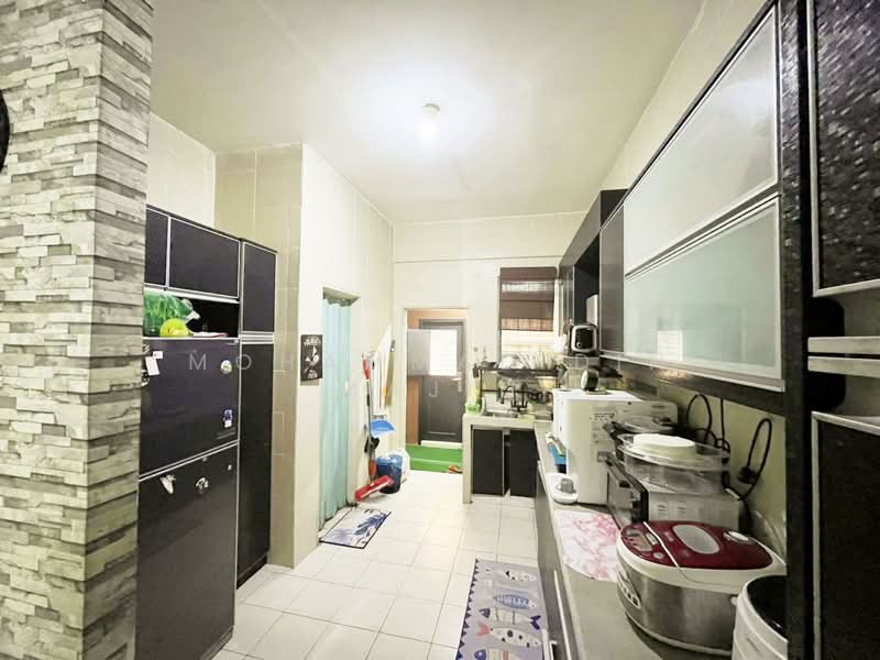 2-storey Terraced House for Sale in Alam Budiman (Shah Alam) - Mohammad Din Majid - Kitchen - PropertyGuru.com.my