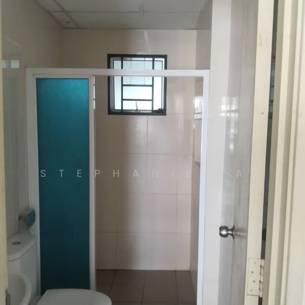 Service Residence for Sale at OUG Parklane - Stephanie Lai - Bathroom - PropertyGuru.com.my