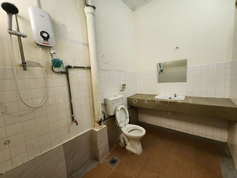 2-storey Terraced House for Sale in Bandar Tun Razak (Cheras) - Syakila Mokhtar - Bathroom - PropertyGuru.com.my