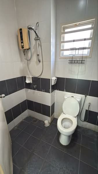 Rumah Teres 2 Tingkat untuk Disewa di Nilai (Negeri Sembilan) - Athena Cho - Bathroom - PropertyGuru.com.my