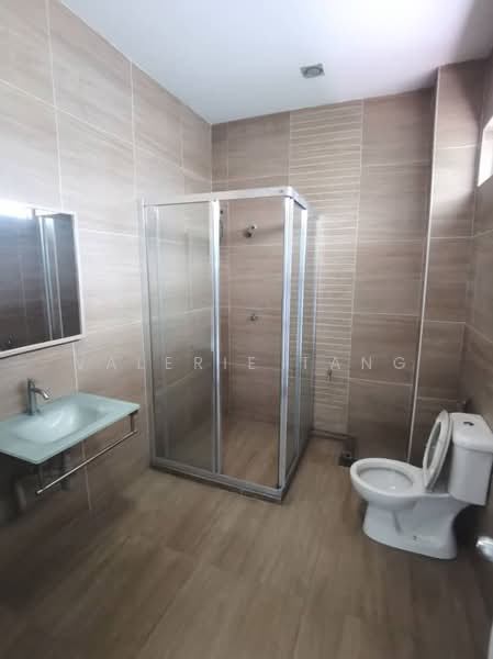 Semi-Detached House for Rent in Taman Lucky (Bangsar) - Valerie Tang - Bathroom - PropertyGuru.com.my