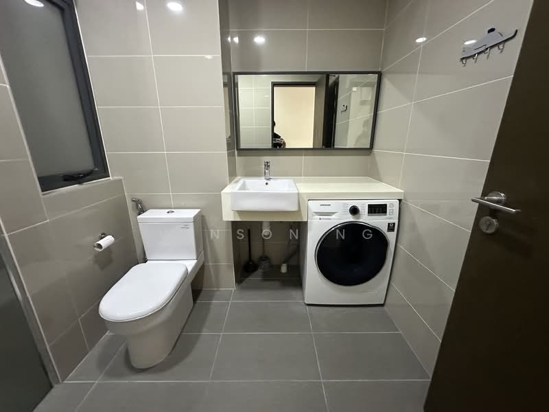 Service Residence for Rent at Seventeen Mall & Residences (Biji Living) - Winson Ng - Bathroom - PropertyGuru.com.my
