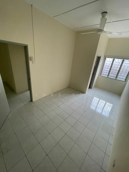 2-storey Terraced House for Rent in Mahkota Cheras (Cheras) - Jake Lim - Interior - PropertyGuru.com.my