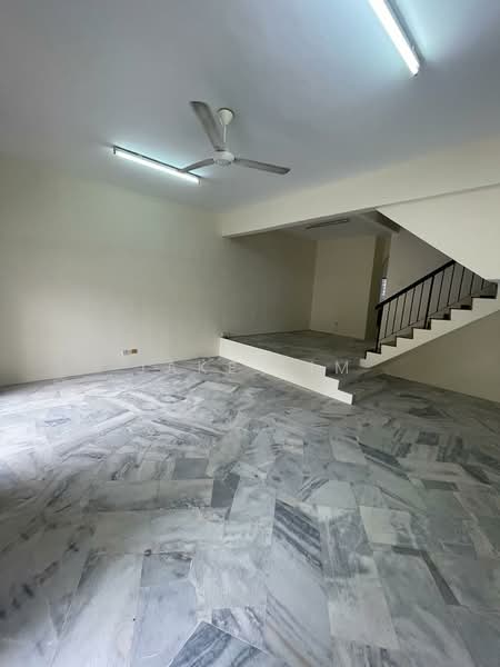 2-storey Terraced House for Rent in Mahkota Cheras (Cheras) - Jake Lim - Living Room - PropertyGuru.com.my
