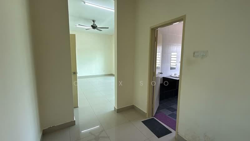 Rumah Teres untuk Disewa di Nilai (Negeri Sembilan) - Chrix Soo - Corridor - PropertyGuru.com.my