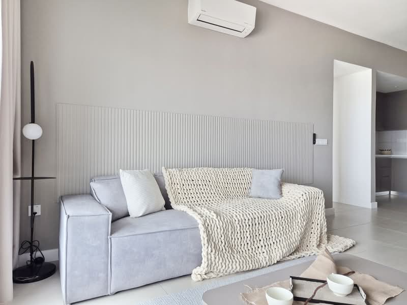 Servis Apartment untuk Disewa di Maya Ara Residences - Mico Wong - Living Room - PropertyGuru.com.my