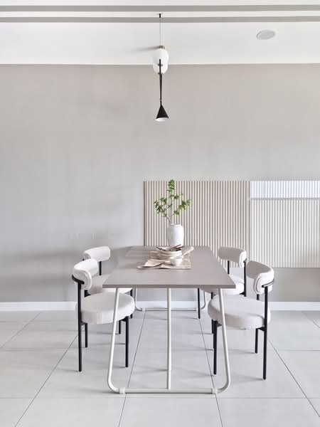 Servis Apartment untuk Disewa di Maya Ara Residences - Mico Wong - Dining Room - PropertyGuru.com.my