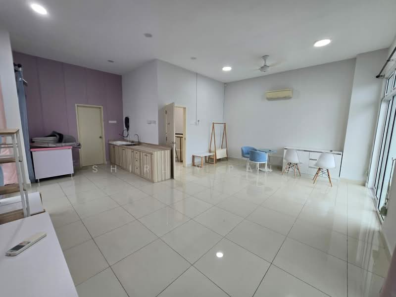 Rumah Kluster untuk Dijual di Taman Nusa Sentral (Iskandar Puteri (Nusajaya)) - Shirley Pang - Living Room - PropertyGuru.com.my