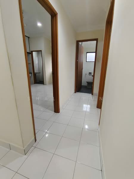 Condominium for Sale at Sri Manja Court - Shally Pun - Corridor - PropertyGuru.com.my