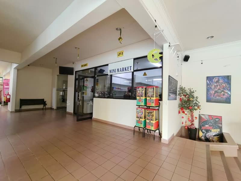 Condominium for Sale at Sri Manja Court - Shally Pun - Corridor - PropertyGuru.com.my