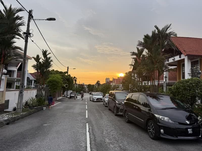 Rumah Berkembar untuk Dijual di Sri Petaling (Kuala Lumpur) - Chun Yee - Exterior - PropertyGuru.com.my