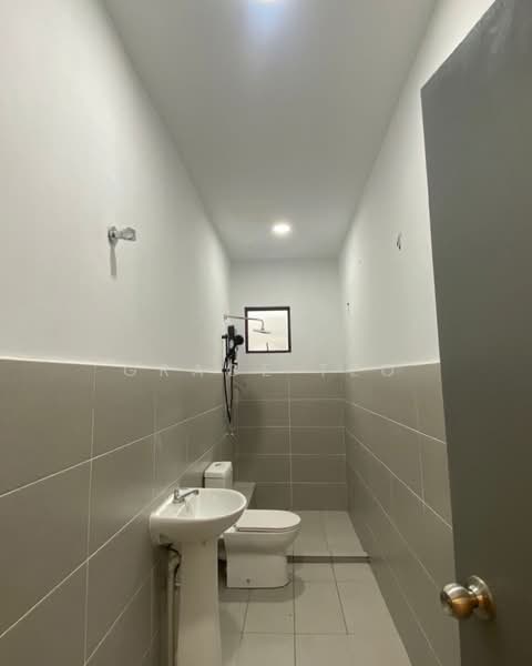 Rumah Teres 2 Tingkat untuk Disewa di Papar (Sabah) - Grace Teo - Bathroom - PropertyGuru.com.my