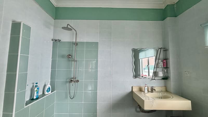 Bungalow for Sale in Damansara Heights (Kuala Lumpur) - Irena M - Bathroom - PropertyGuru.com.my