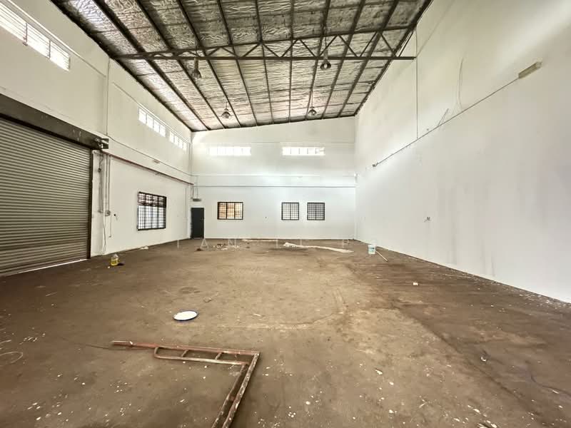Semi-D Factory for Rent in Taman Industri Mega (Kajang) - Tan Li Po - Interior - PropertyGuru.com.my