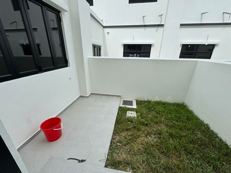 Rumah Kluster untuk Dijual di Eco Botanic (Iskandar Puteri (Nusajaya)) - Endy Law Law - Exterior - PropertyGuru.com.my