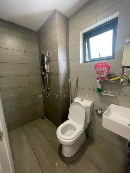 Kondominium untuk Dijual di The Amber Residence @ TwentyFive.7 - Dave KS - Bathroom - PropertyGuru.com.my