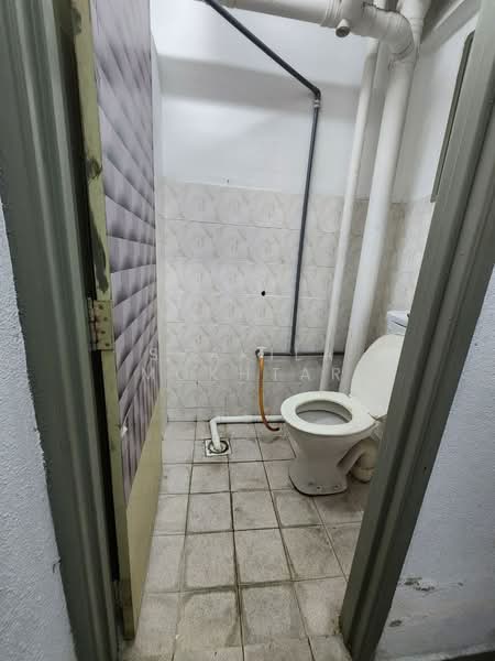 Apartment for Sale at Sri Penara - Syakila Mokhtar - Bathroom - PropertyGuru.com.my
