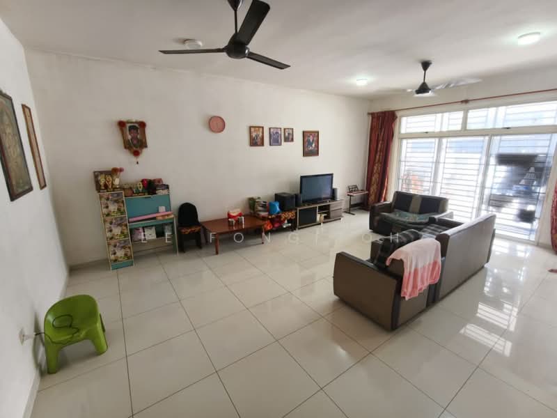 2-storey Terraced House for Sale in Mutiara Rini (Skudai) - Ee Fong Toh - Living Room - PropertyGuru.com.my