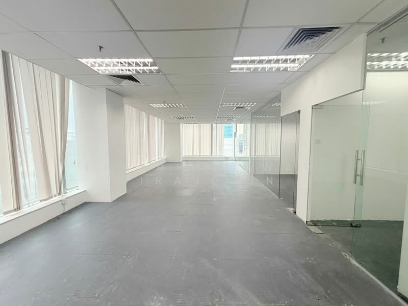 Office for Rent in Bandar Puteri Puchong (Puchong) - Khairil Anwar Sirajudin - Interior - PropertyGuru.com.my