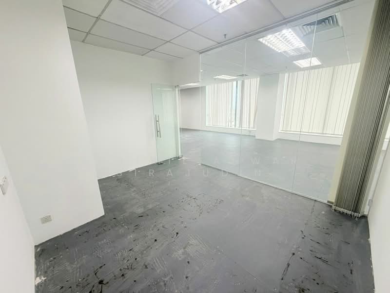 Office for Rent in Bandar Puteri Puchong (Puchong) - Khairil Anwar Sirajudin - Interior - PropertyGuru.com.my