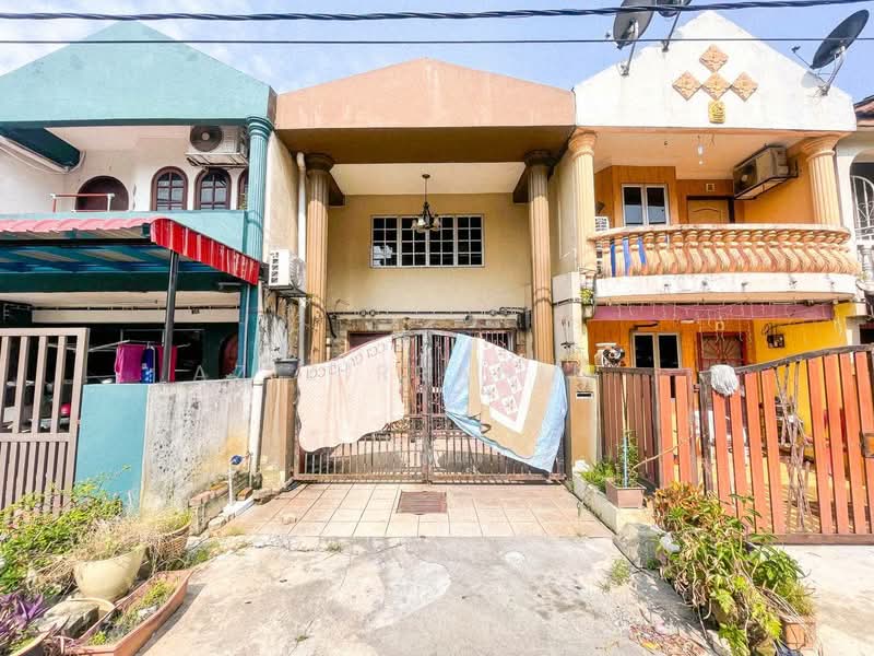 2-storey Terraced House for Sale in Petaling Jaya (Selangor) - Azizirrahim . - Exterior - PropertyGuru.com.my