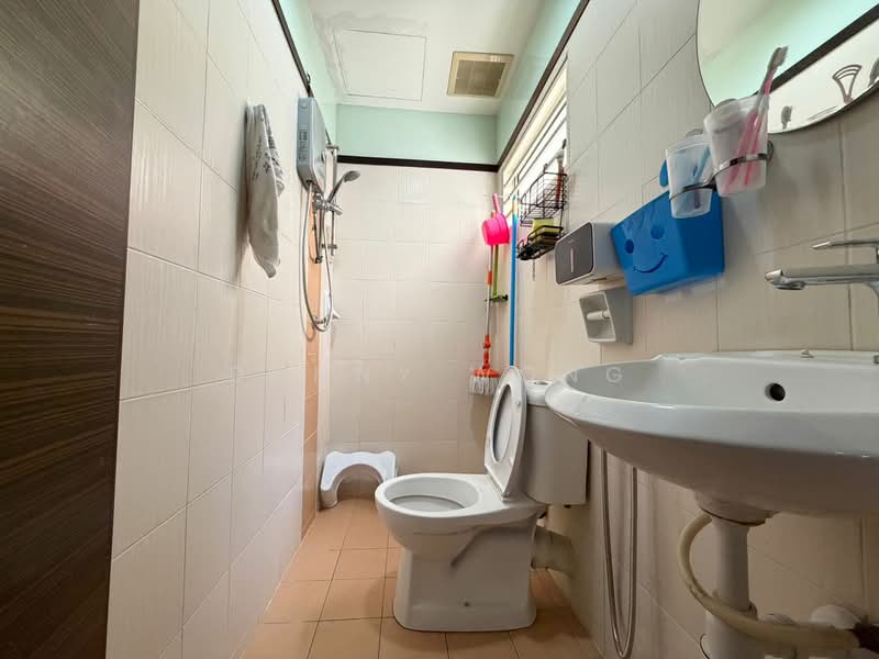 Rumah Bandar untuk Disewa di Batu Caves (Selangor) - Danny Wong - Bathroom - PropertyGuru.com.my