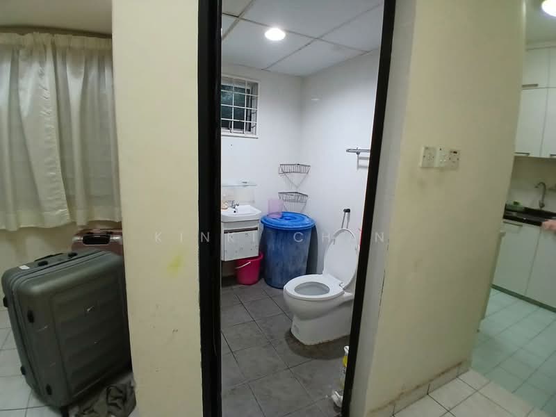 Condominium for Rent at Ampang Damai Condominium - KINKI CHAN - Bathroom - PropertyGuru.com.my