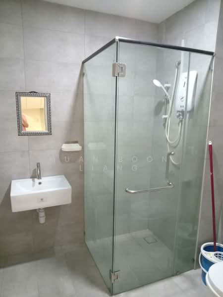 Servis Apartment untuk Disewa di Armani Soho - Huan Boon Liang - Bathroom - PropertyGuru.com.my