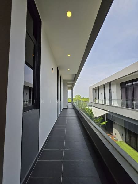 Rumah Berkembar untuk Dijual di Telok Panglima Garang (Selangor) - Dinie Akmal - Exterior - PropertyGuru.com.my