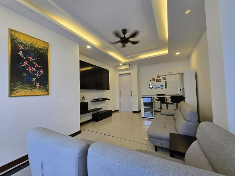 Rumah Berkembar untuk Dijual di Telok Panglima Garang (Selangor) - Dinie Akmal - Living Room - PropertyGuru.com.my