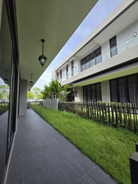Rumah Berkembar untuk Dijual di Telok Panglima Garang (Selangor) - Dinie Akmal - Exterior - PropertyGuru.com.my