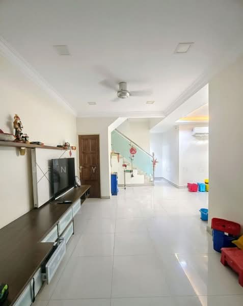Rumah Teres 2 Tingkat untuk Dijual di Taman Cempaka (Ampang) - Jenny Choong - Living Room - PropertyGuru.com.my