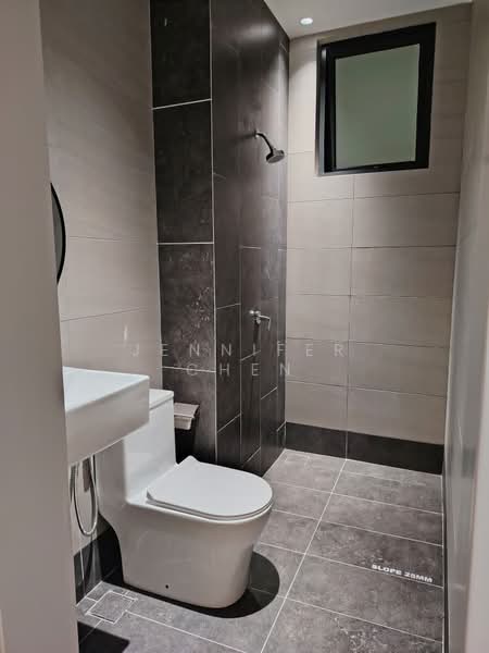 Kondominium untuk Dijual di Veridian Residence - Jennifer Chen - Bathroom - PropertyGuru.com.my