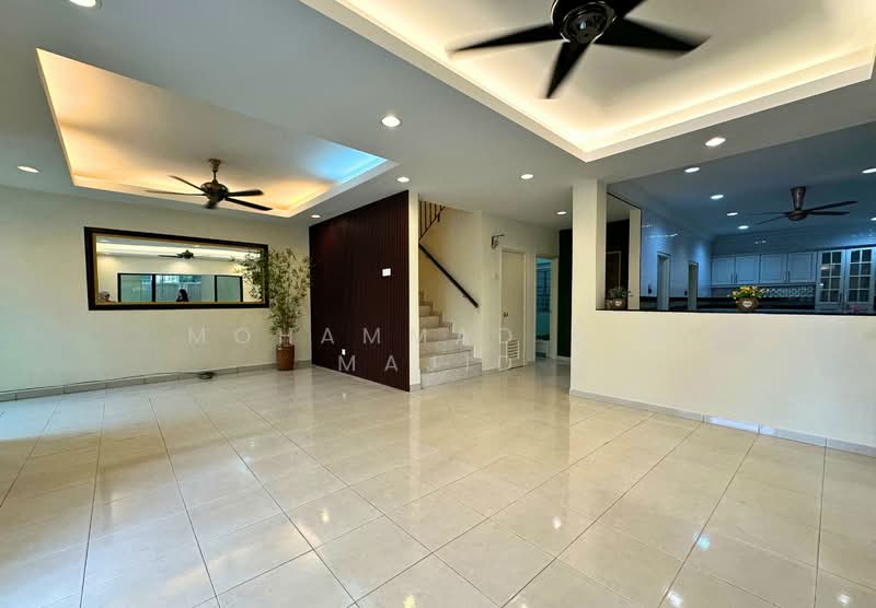 Banglo Pautan untuk Dijual di Bukit Bandaraya (Shah Alam) - Mohammad Din Majid - Living Room - PropertyGuru.com.my