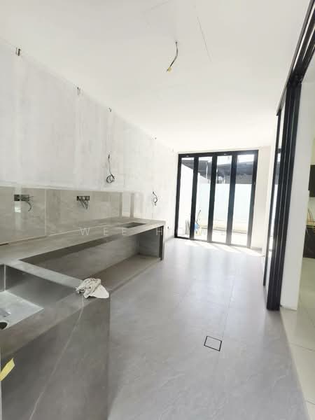 Semi-Detached House for Sale in Taman Seri Austin (Tebrau) - Wee Howe - Kitchen - PropertyGuru.com.my