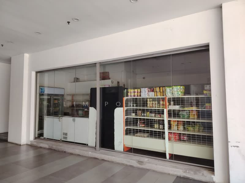Shop for Rent in Seri Kembangan (Selangor) - Lim Poh Yee - Interior - PropertyGuru.com.my