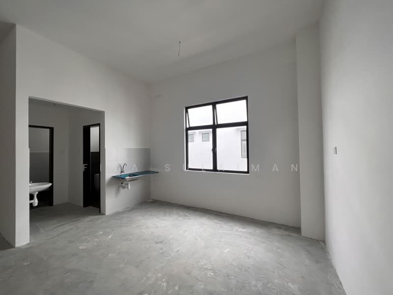 Kedai / Pejabat untuk Disewa di Pasir Gudang (Johor) - Fiza Sulaiman - Interior - PropertyGuru.com.my