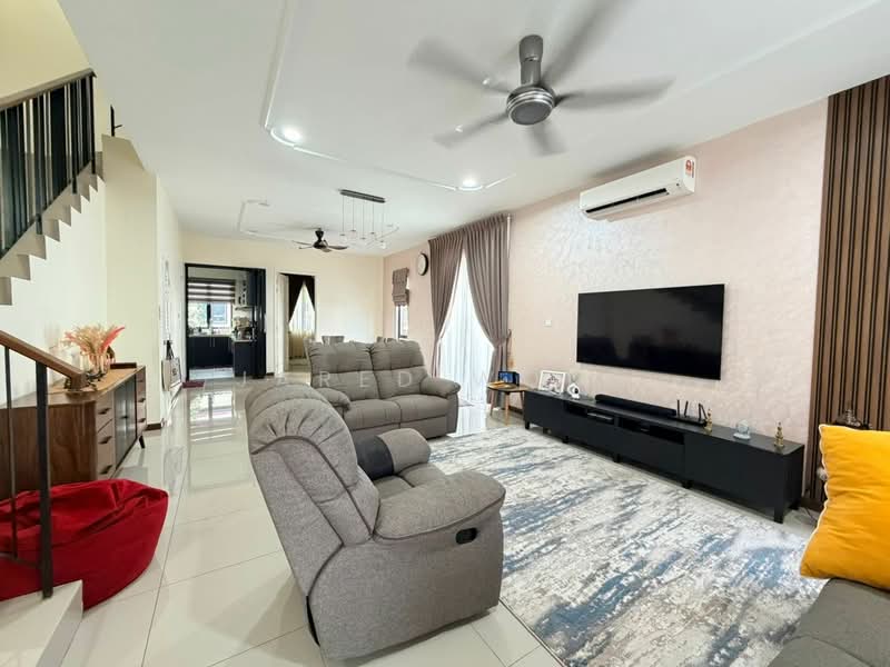 2-storey Terraced House for Rent in Cyberjaya (Selangor) - Jared Wong - Living Room - PropertyGuru.com.my